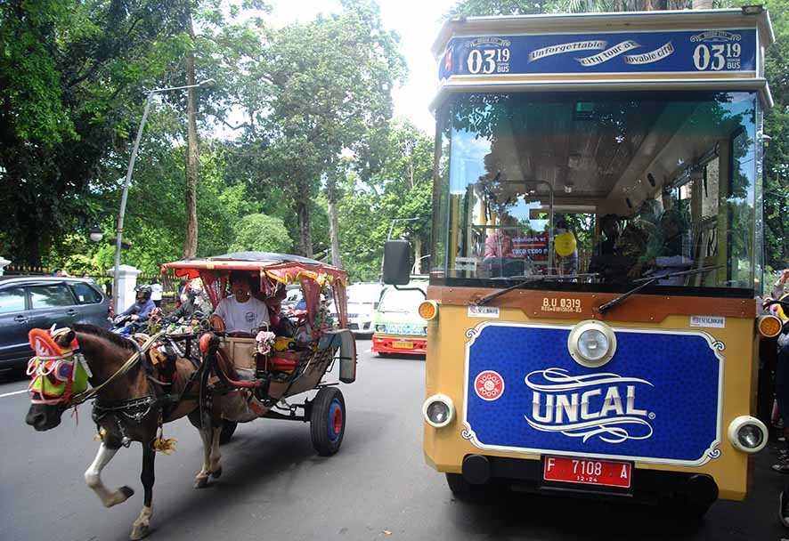 » Bus Wisata Uncal Kembali Beroperasi